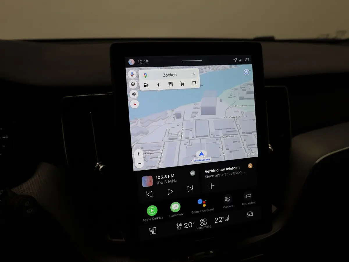 2.0 T6 Plug-in hybrid AWD Plus Dark | Trekhaak | Panodak | Dode Hoek | 360 Camera | Harman Kardon | Head Up | Elk. Klep | Prijs Rijklaar!!
