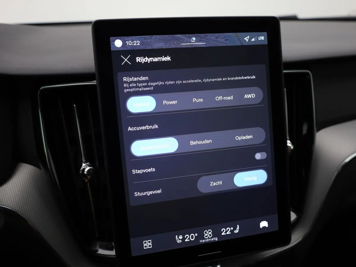 2.0 T6 Plug-in hybrid AWD Plus Dark | Trekhaak | Panodak | Dode Hoek | 360 Camera | Harman Kardon | Head Up | Elk. Klep | Prijs Rijklaar!!