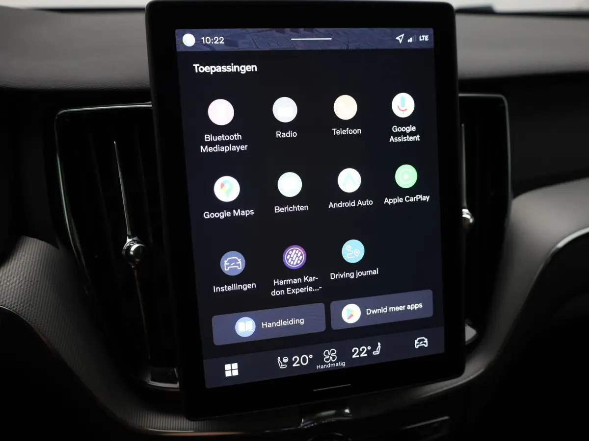 2.0 T6 Plug-in hybrid AWD Plus Dark | Trekhaak | Panodak | Dode Hoek | 360 Camera | Harman Kardon | Head Up | Elk. Klep | Prijs Rijklaar!!