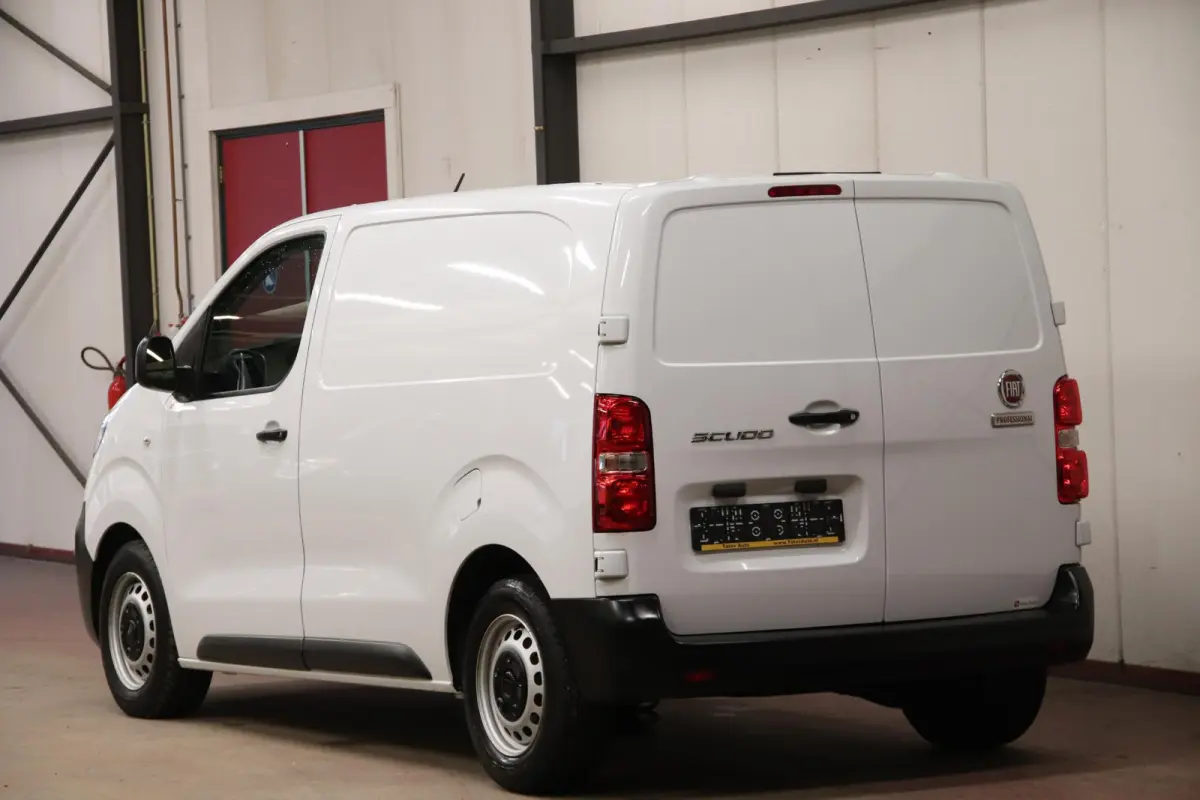 1.5 MULTIJET 120PK NAVIGATIE AIRCO Fiat Scudo 1.5 MULTIJET 120PK NAVIGATIE
