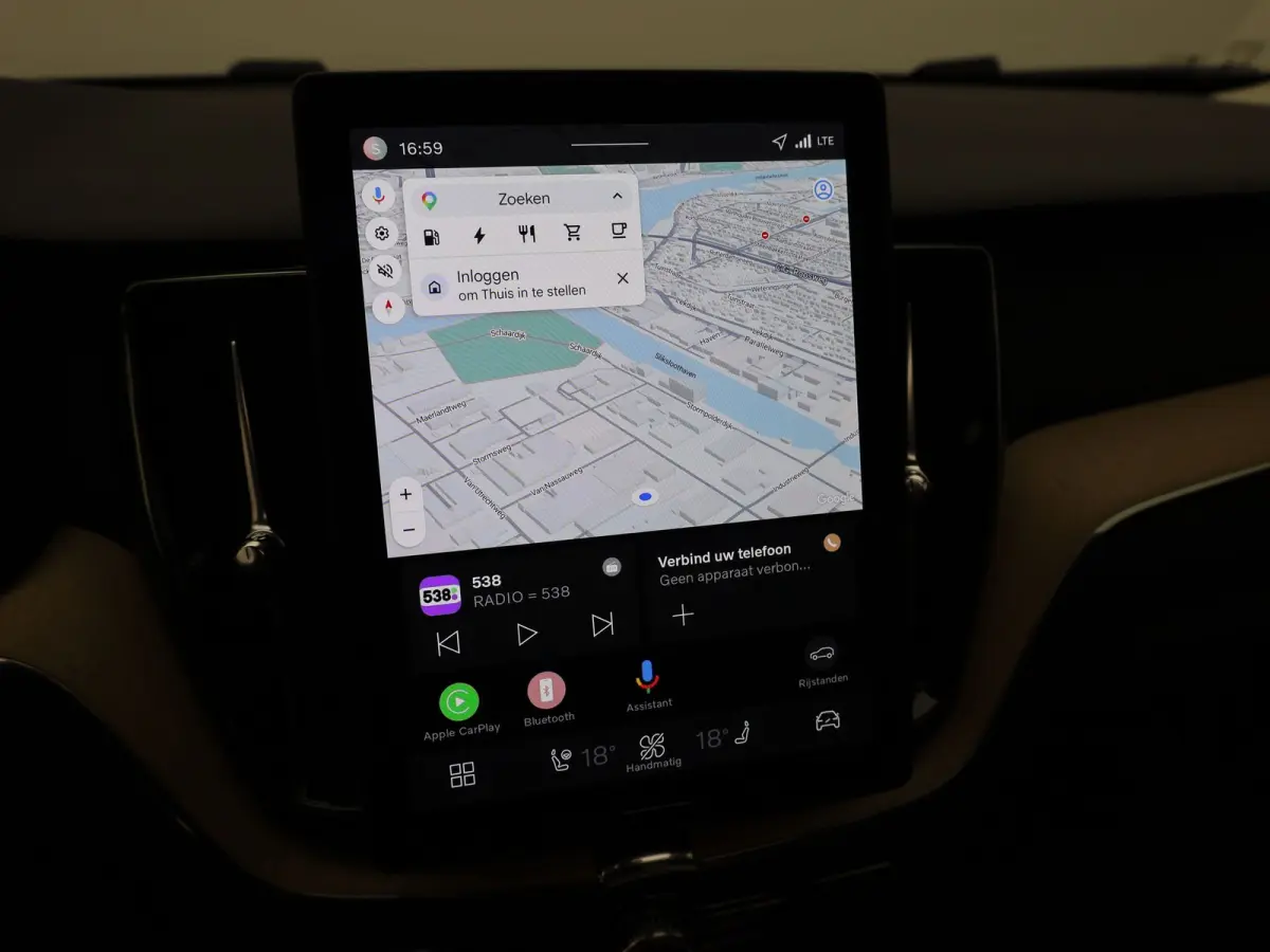 2.0 T8 Plug-in hybrid AWD Plus Dark | Trekhaak | Panodak | Dode Hoek | 360 Camera | Harman Kardon | Head Up | Elk. Klep | Prijs Rijklaar!!