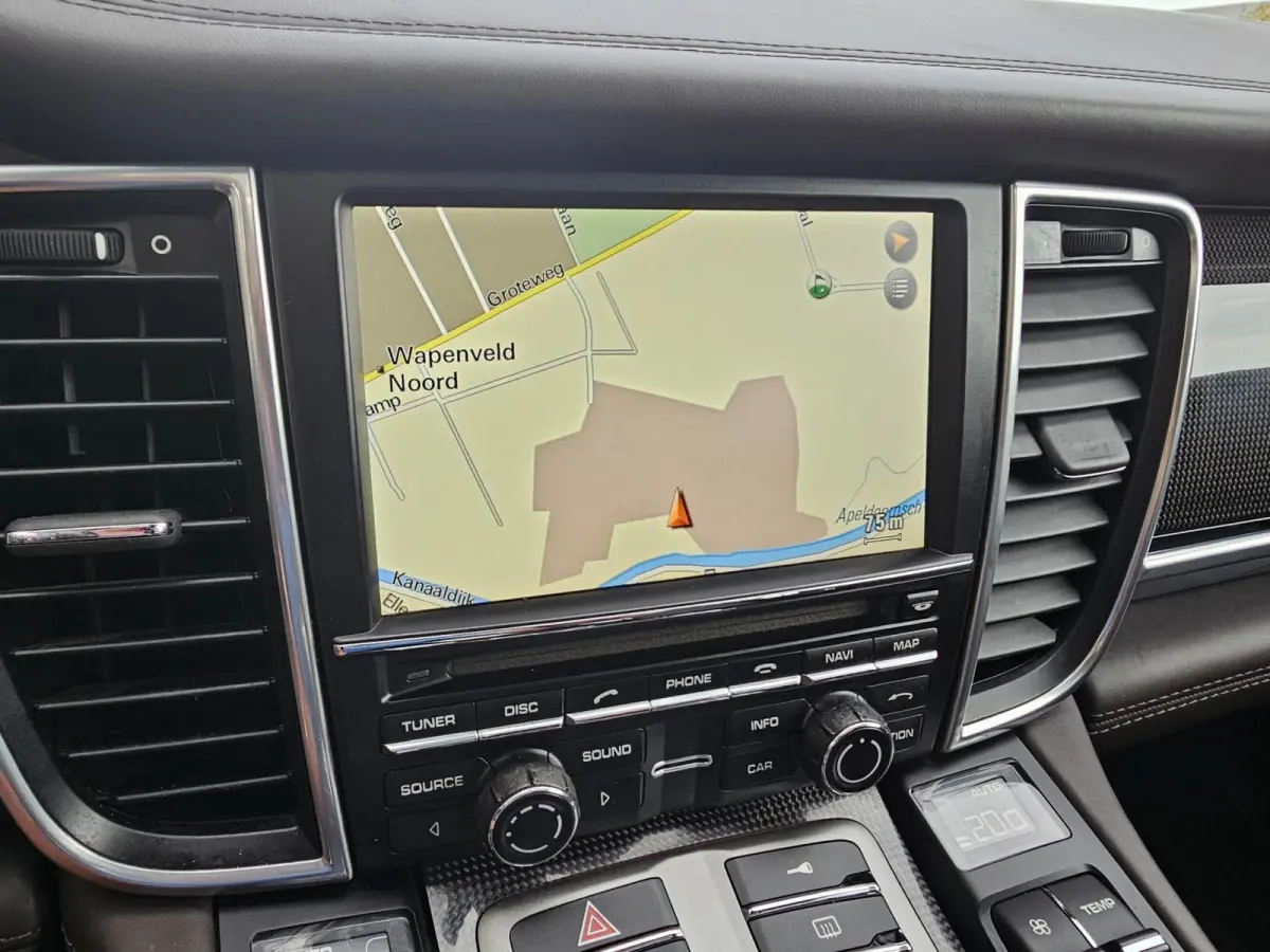 4.8 4S DAK/leer/XENON/trekhaak