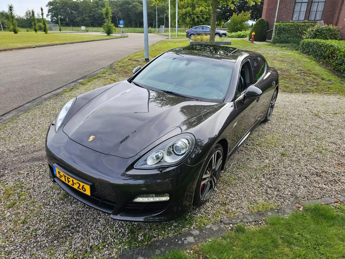 4.8 4S DAK/leer/XENON/trekhaak
