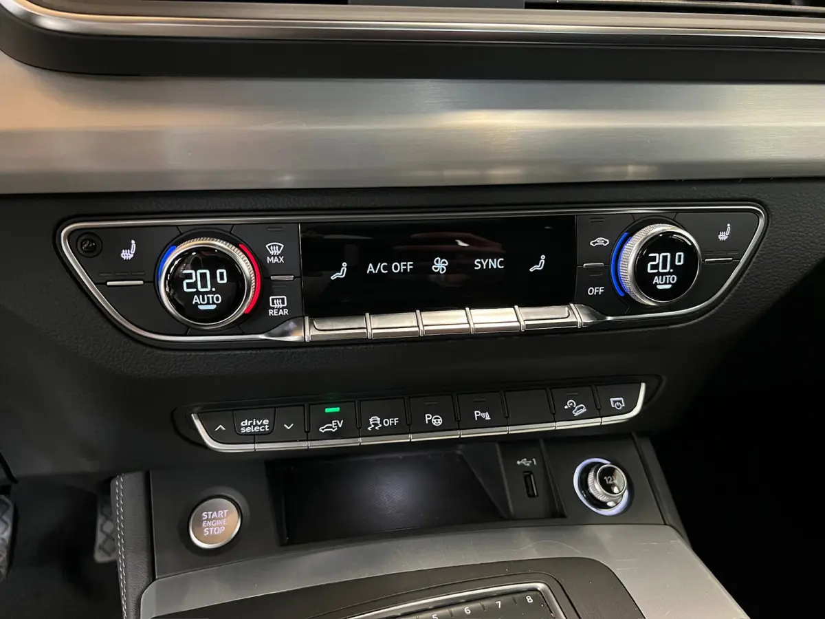 55 TFSI e quattro Competition - S-line - Panorama - Massage