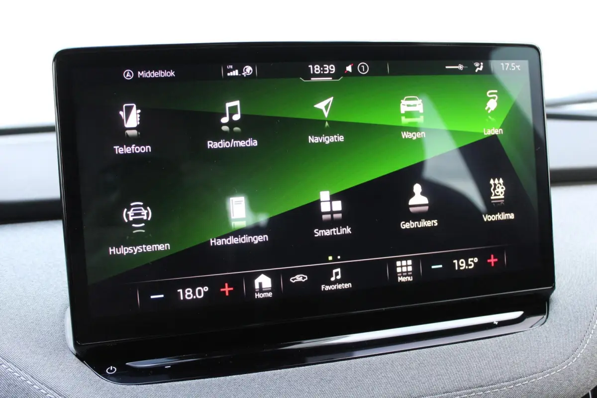 60 Camera/Carplay/Led/Climat/ SOH 95,7%