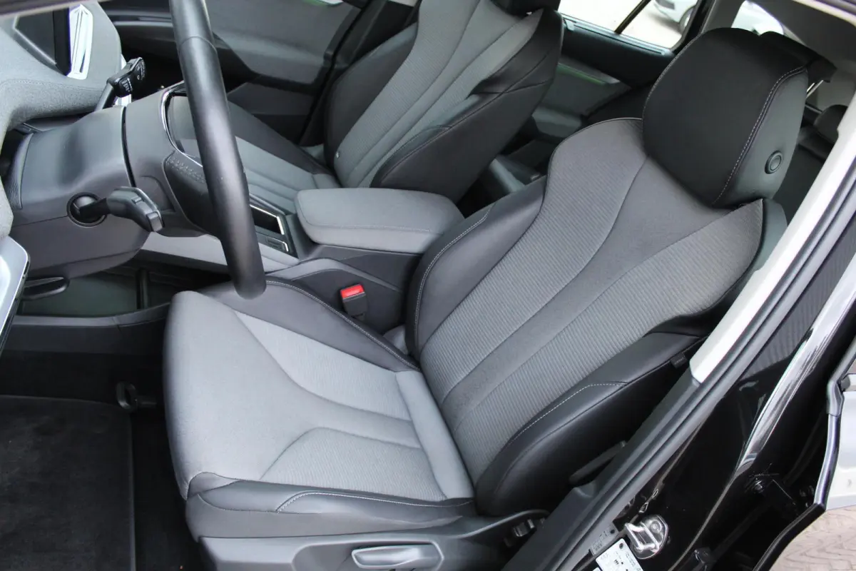 60 Camera/Carplay/Led/Climat/ SOH 95,7%