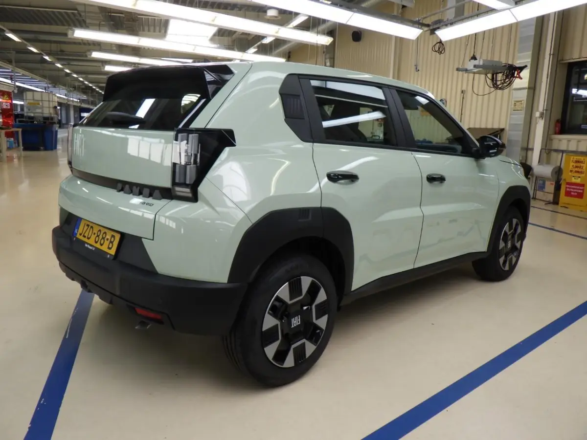 1.2 Hybrid ICON | Tot 8 Jaar Garantie | Apple Carplay & Android Auto | Parkeersensoren | Cruise Controle | Bluetooth |