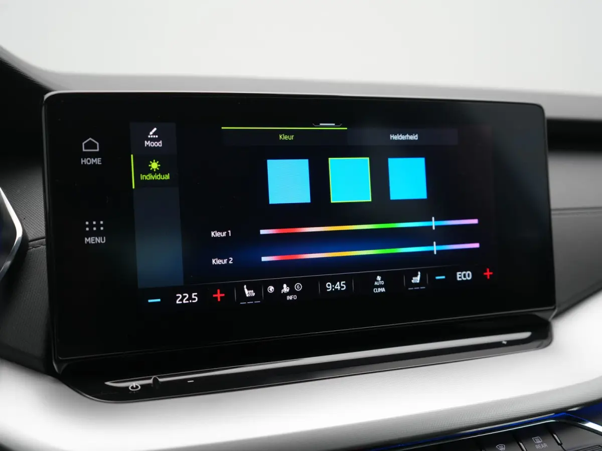 1.4 TSI iV Business Edition PHEV 204pk Dealer O.H | Trekhaak Af Fabriek | Adaptive Cruise | Camera | Stoelmassage | Sportstoelen & Stuur Verwarmd | Keyless | Sfeerverlichting | Crystal LED |