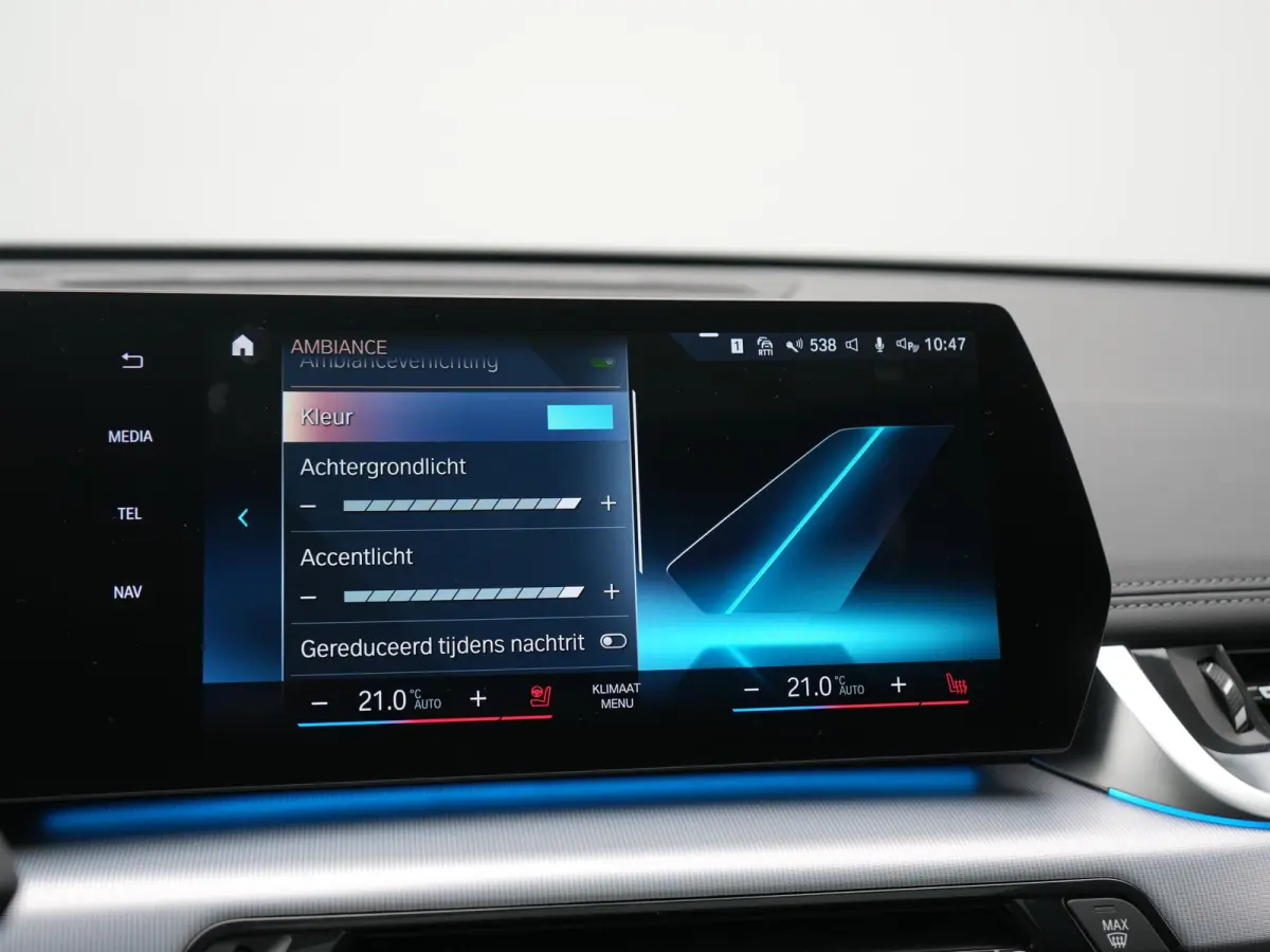 xDrive30 X Line 67 kWh 313pk Dealer O.H. | Trekhaak Af Fabriek | Panodak | Head Up | Adaptive Cruise | 360 Camera | Harman / Kardon | Lederen Sportstoelen Massage & Memory | Keyless | Sfeerv