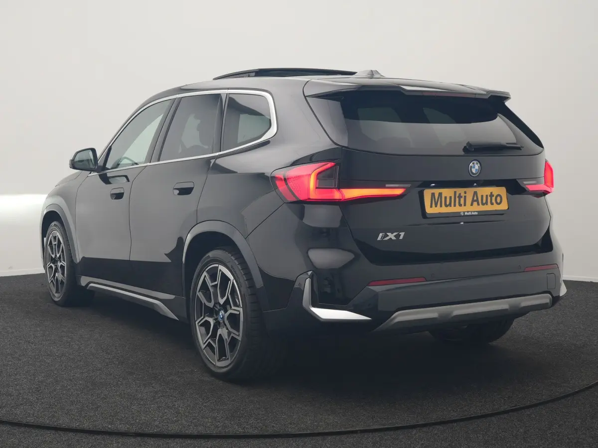 xDrive30 X Line 67 kWh 313pk Dealer O.H. | Trekhaak Af Fabriek | Panodak | Head Up | Adaptive Cruise | 360 Camera | Harman / Kardon | Lederen Sportstoelen Massage & Memory | Keyless | Sfeerv