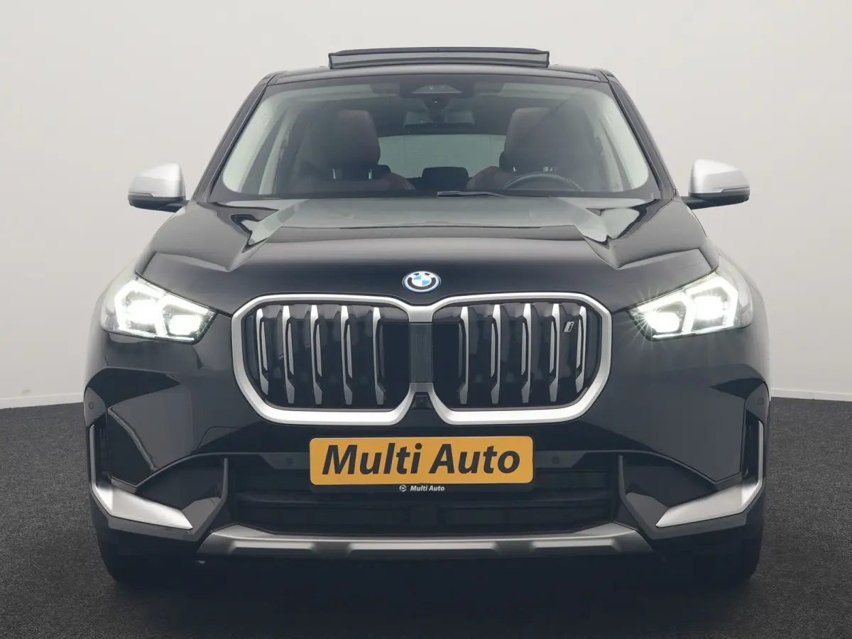 xDrive30 X Line 67 kWh 313pk Dealer O.H. | Trekhaak Af Fabriek | Panodak | Head Up | Adaptive Cruise | 360 Camera | Harman / Kardon | Lederen Sportstoelen Massage & Memory | Keyless | Sfeerv