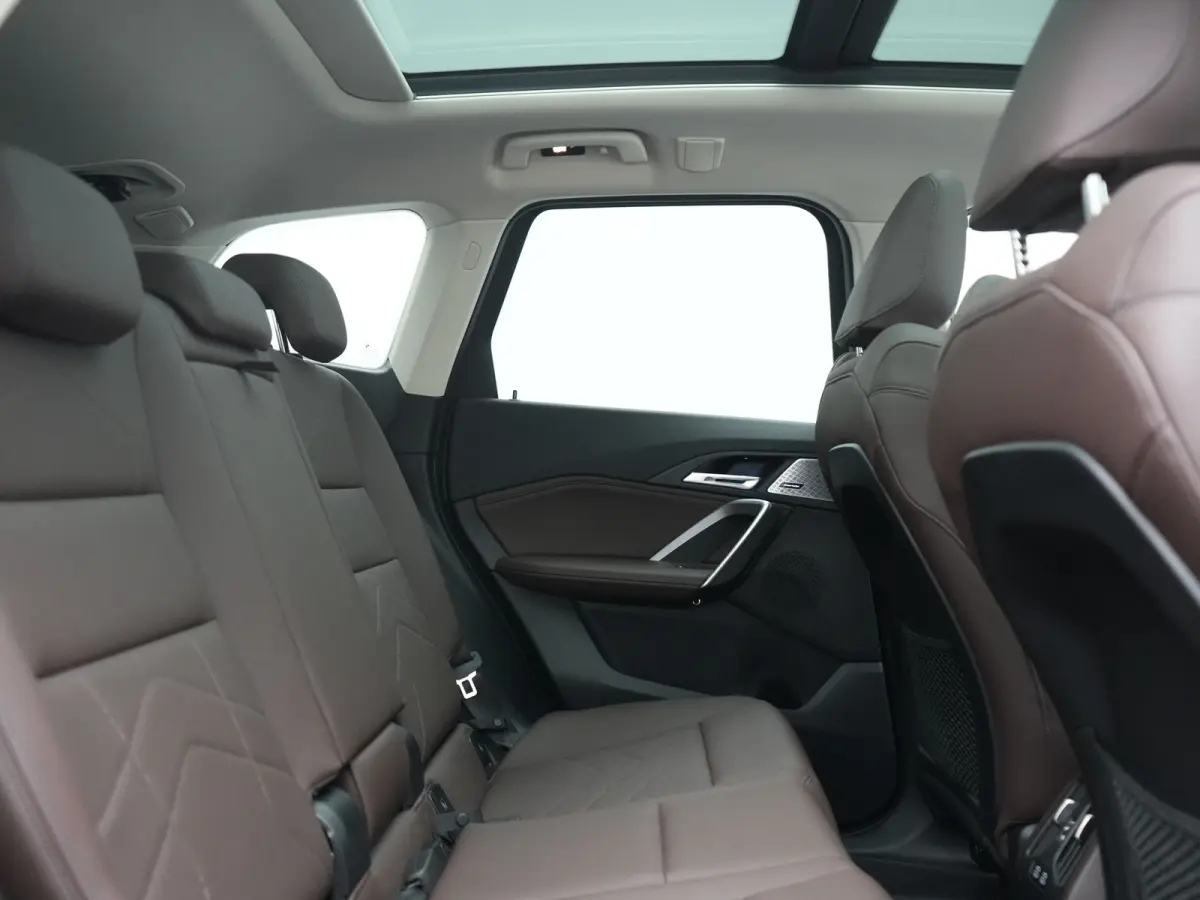 xDrive30 X Line 67 kWh 313pk Dealer O.H. | Trekhaak Af Fabriek | Panodak | Head Up | Adaptive Cruise | 360 Camera | Harman / Kardon | Lederen Sportstoelen Massage & Memory | Keyless | Sfeerv