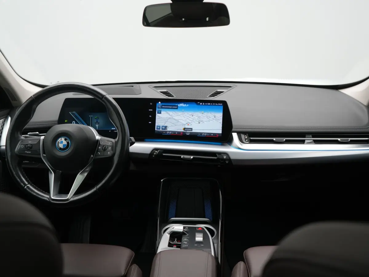 xDrive30 X Line 67 kWh 313pk Dealer O.H. | Trekhaak Af Fabriek | Panodak | Head Up | Adaptive Cruise | 360 Camera | Harman / Kardon | Lederen Sportstoelen Massage & Memory | Keyless | Sfeerv