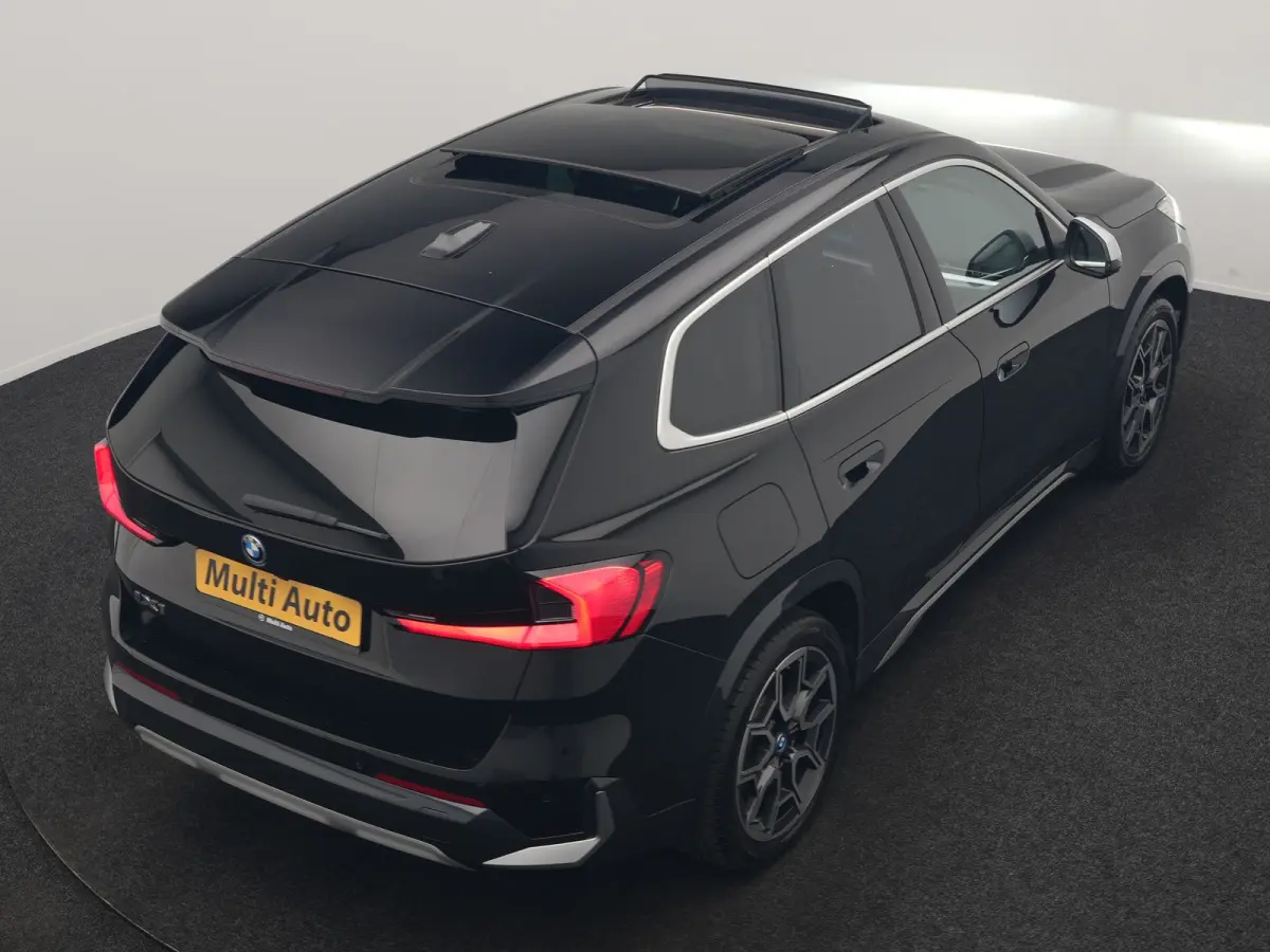 xDrive30 X Line 67 kWh 313pk Dealer O.H. | Trekhaak Af Fabriek | Panodak | Head Up | Adaptive Cruise | 360 Camera | Harman / Kardon | Lederen Sportstoelen Massage & Memory | Keyless | Sfeerv