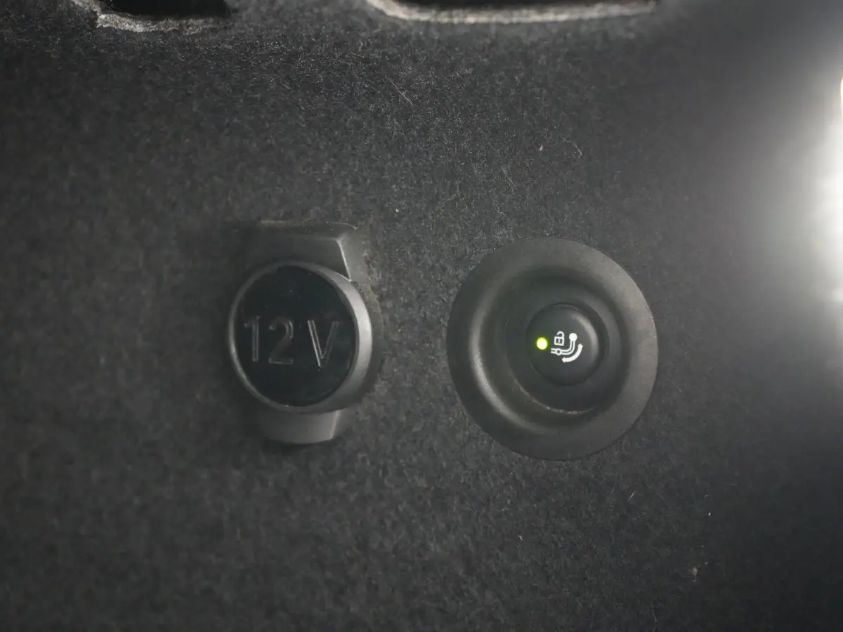 xDrive30 X Line 67 kWh 313pk Dealer O.H. | Trekhaak Af Fabriek | Panodak | Head Up | Adaptive Cruise | 360 Camera | Harman / Kardon | Lederen Sportstoelen Massage & Memory | Keyless | Sfeerv