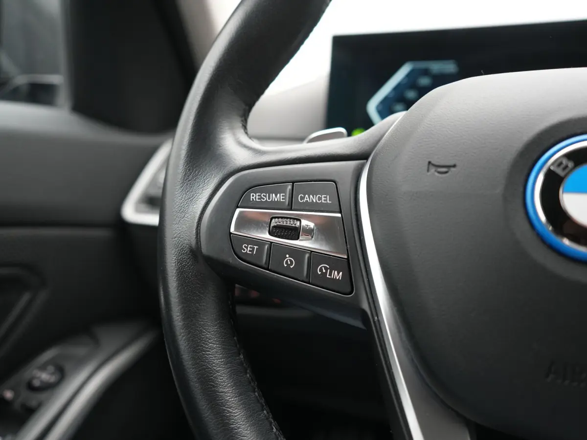 320e Facelift 204pk PHEV Dealer O.H. | Dravitgrau metallic | Head Up | Camera | Widescreen Navi | Stoelverwarming | Apple Carplay | Blis | Adaptive LED | Park Assist | DAB | Plug In Hybrid |