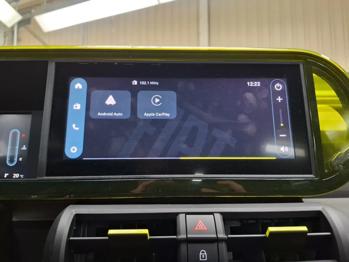 1.2 Hybrid ICON | Tot 8 Jaar Garantie | Apple Carplay & Android Auto | Parkeersensoren | Cruise Controle | Bluetooth |