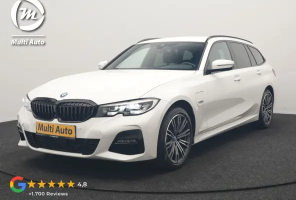 320e xDrive M Sport PHEV Dealer O.H. | Camera | Alcantara Sportstoelen & Stuur Verwarmd | Sfeerverlichting | Keyless | Blis | Apple Carplay | Navigatie | DAB | 18"L.M | Plug In Hybrid |