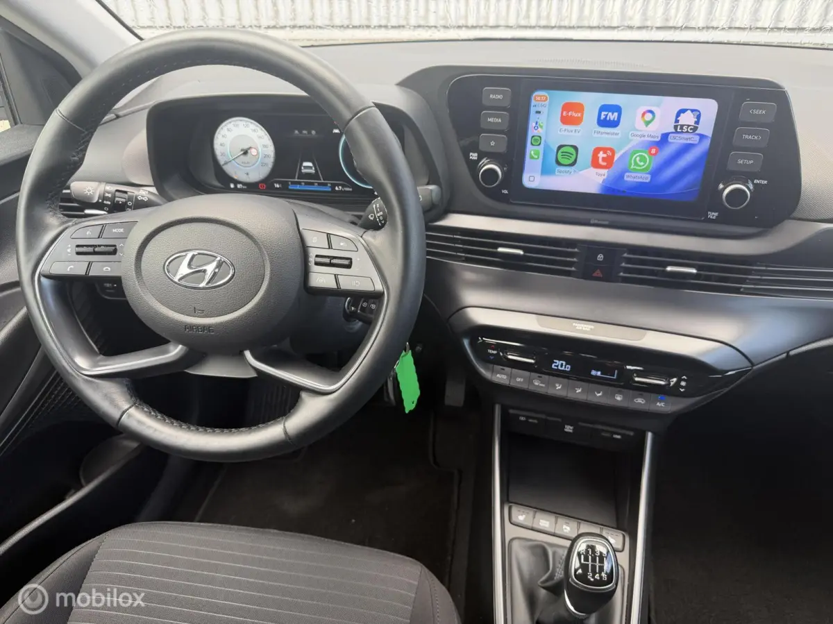1.0 T-GDI Comfort 2022 / Carplay / Stoelverwarming / Camera / Digitale cockpit / Trekhaak / NAP