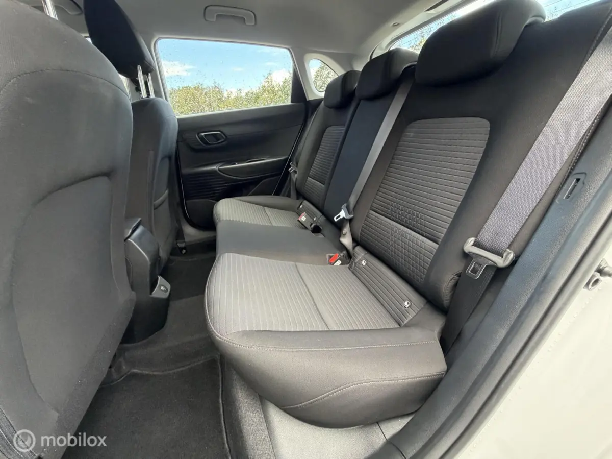1.0 T-GDI Comfort 2022 / Carplay / Stoelverwarming / Camera / Digitale cockpit / Trekhaak / NAP