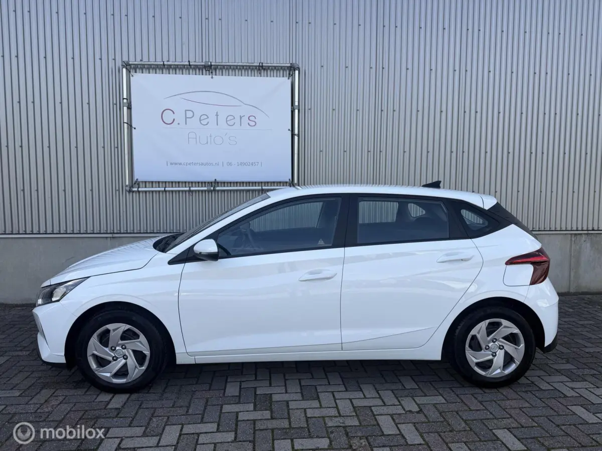 1.0 T-GDI Comfort 2022 / Carplay / Stoelverwarming / Camera / Digitale cockpit / Trekhaak / NAP