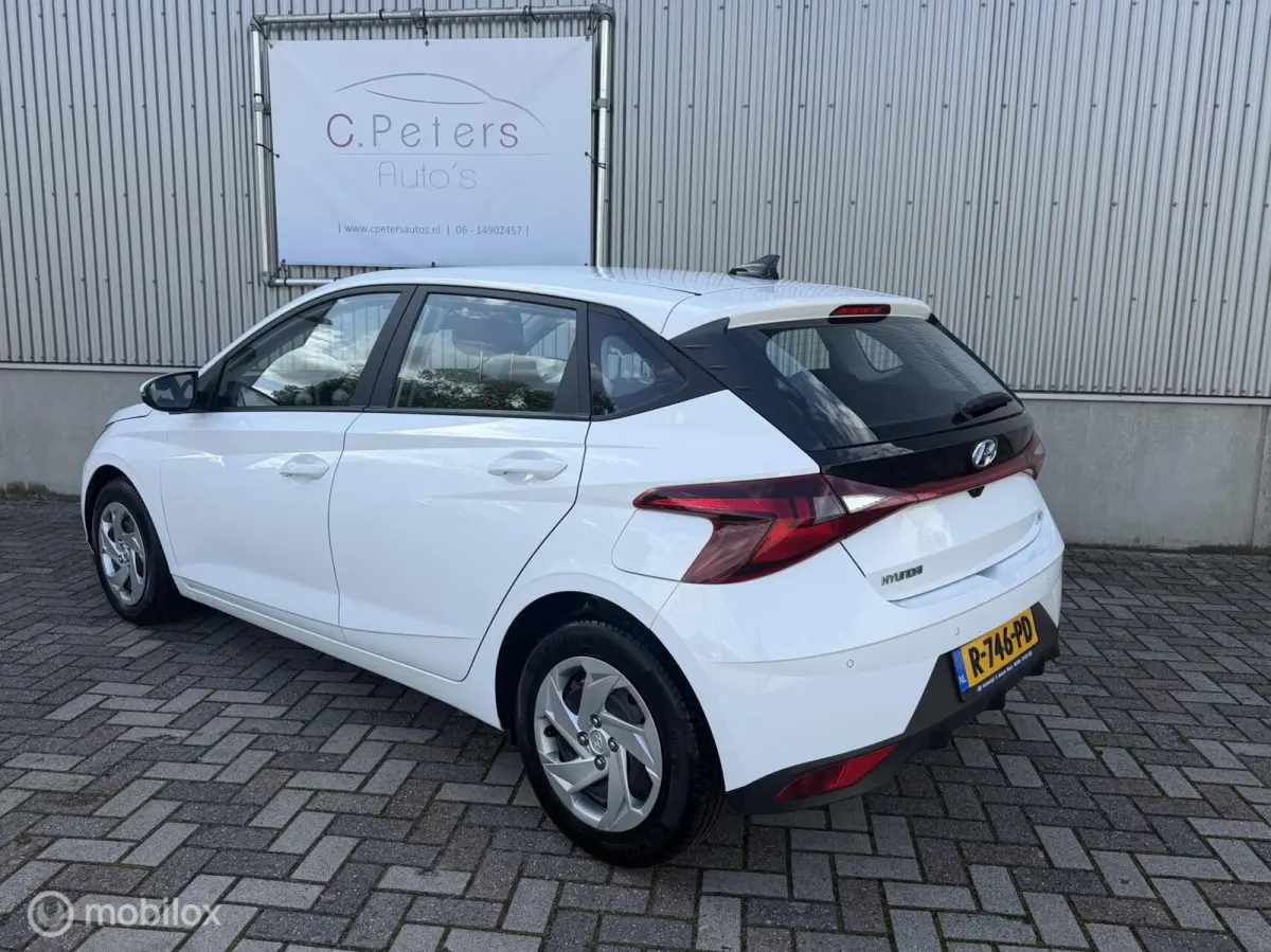 1.0 T-GDI Comfort 2022 / Carplay / Stoelverwarming / Camera / Digitale cockpit / Trekhaak / NAP