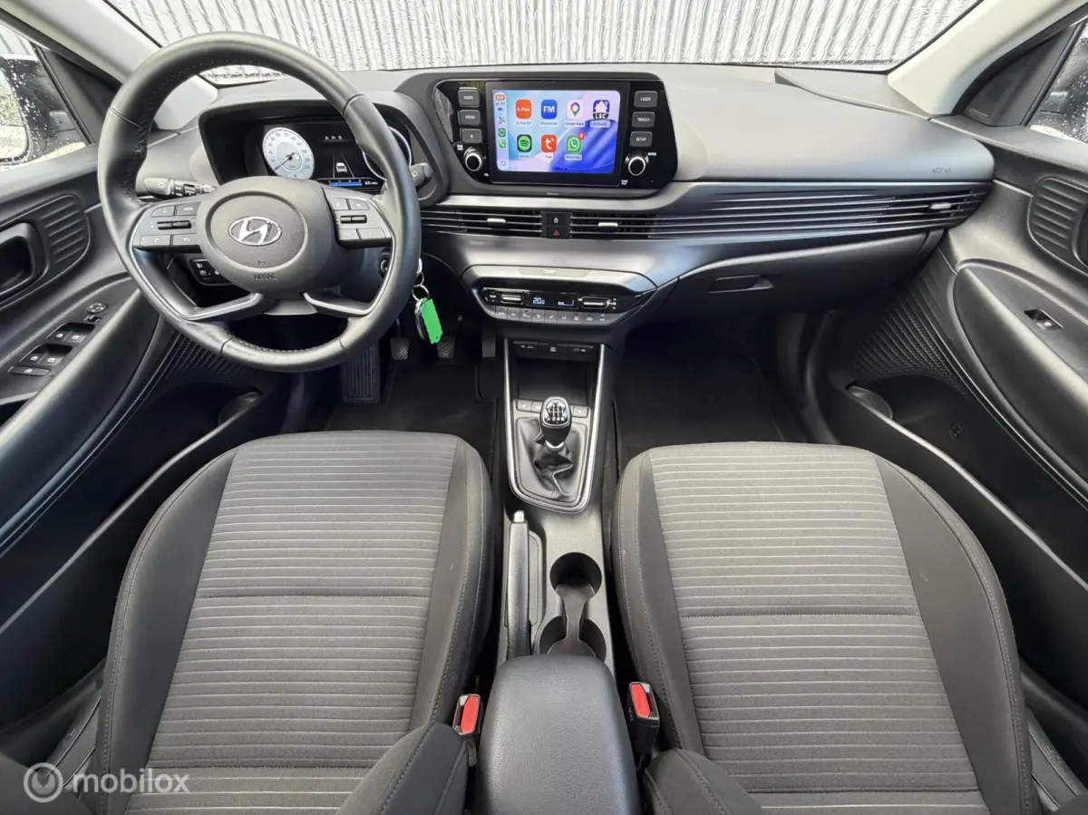 1.0 T-GDI Comfort 2022 / Carplay / Stoelverwarming / Camera / Digitale cockpit / Trekhaak / NAP