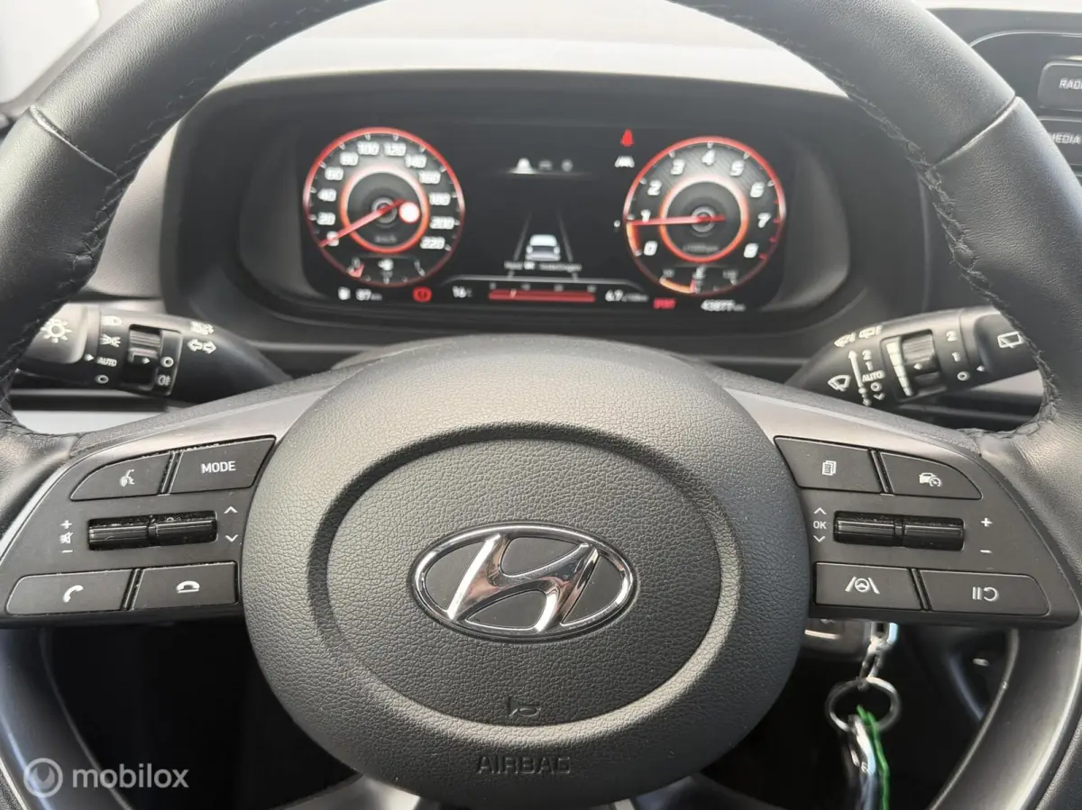 1.0 T-GDI Comfort 2022 / Carplay / Stoelverwarming / Camera / Digitale cockpit / Trekhaak / NAP