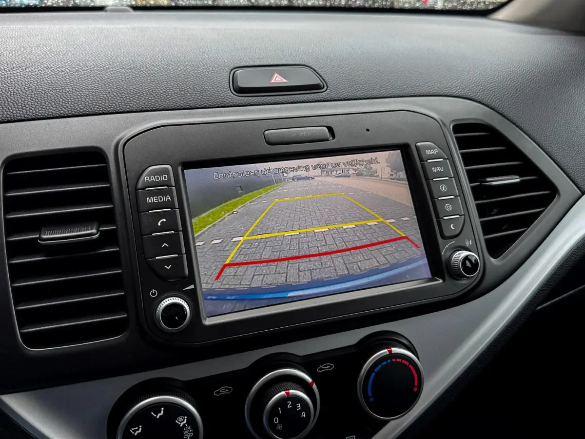 1.0 CVVT EconomyPlusLine ✅ Camera ✅ Navi ✅ Airco