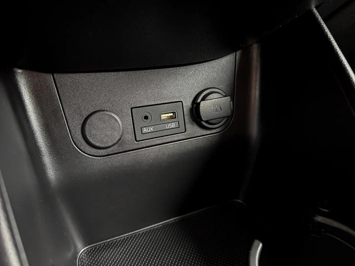 1.0 CVVT EconomyPlusLine ✅ Camera ✅ Navi ✅ Airco