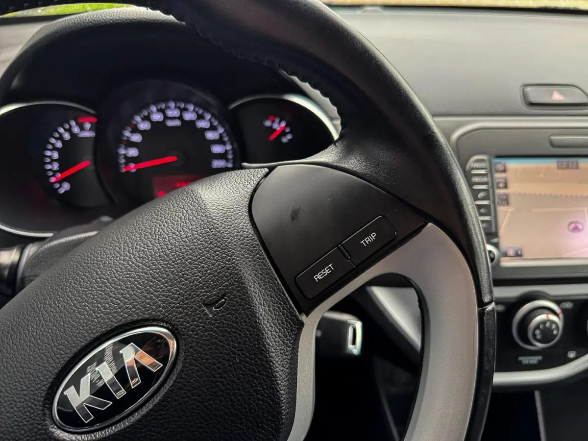 1.0 CVVT EconomyPlusLine ✅ Camera ✅ Navi ✅ Airco