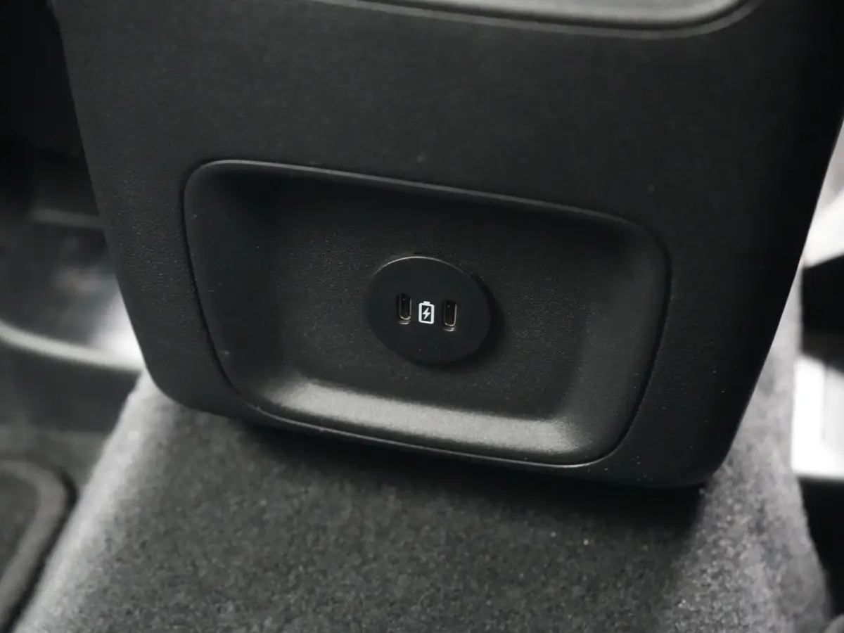 2.5 PHEV Titanium 225pk Dealer O.H. | Trekhaak Afn. | Adaptive Cruise | Head Up | 360 Camera | Stoelverwarming | Keyless | Blis | Apple Carplay | Virtual | Park Assist | Navigatie | DAB | Pl