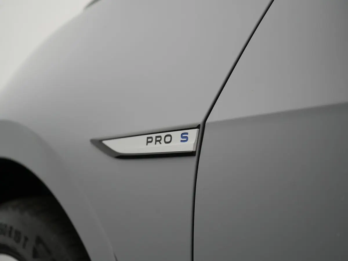 Pro S 77 kWh 204pk Dealer O.H. | Adaptive Cruise | Camera | Warmtepomp | Keyless | Stuur Verwarmd | Sfeerverlichting | Apple Carplay | DAB | 19"L.M | Park Assist |
