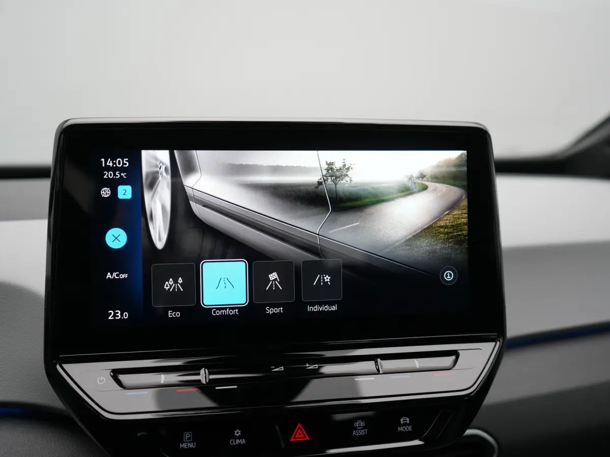 Pro S 77 kWh 204pk Dealer O.H. | Adaptive Cruise | Camera | Warmtepomp | Keyless | Stuur Verwarmd | Sfeerverlichting | Apple Carplay | DAB | 19"L.M | Park Assist |