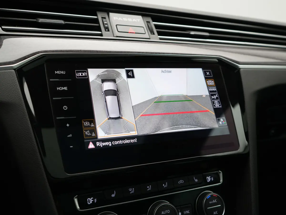 1.4 TSI PHEV GTE Business 218pk Dealer O.H. | Trekhaak Af Fabriek | Panodak | Head Up | Adaptive Cruise | 360 Camera | Dynaudio | Lederen Sportstoelen Memory & Massage | IQ Light | Stoelen &
