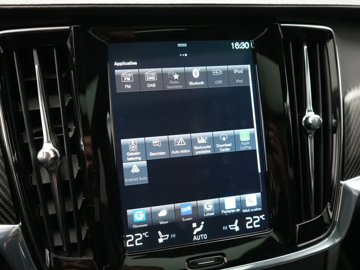 T8 AWD R-Design PHEV 394pk Dealer O.H. | Trekhaak Af Fabriek | Four C Luchtvering | Panodak | Adaptive Cruise | Head Up | 360 Camera | Bowers & Wilkins | Lederen Sportstoelen Massage & Venti