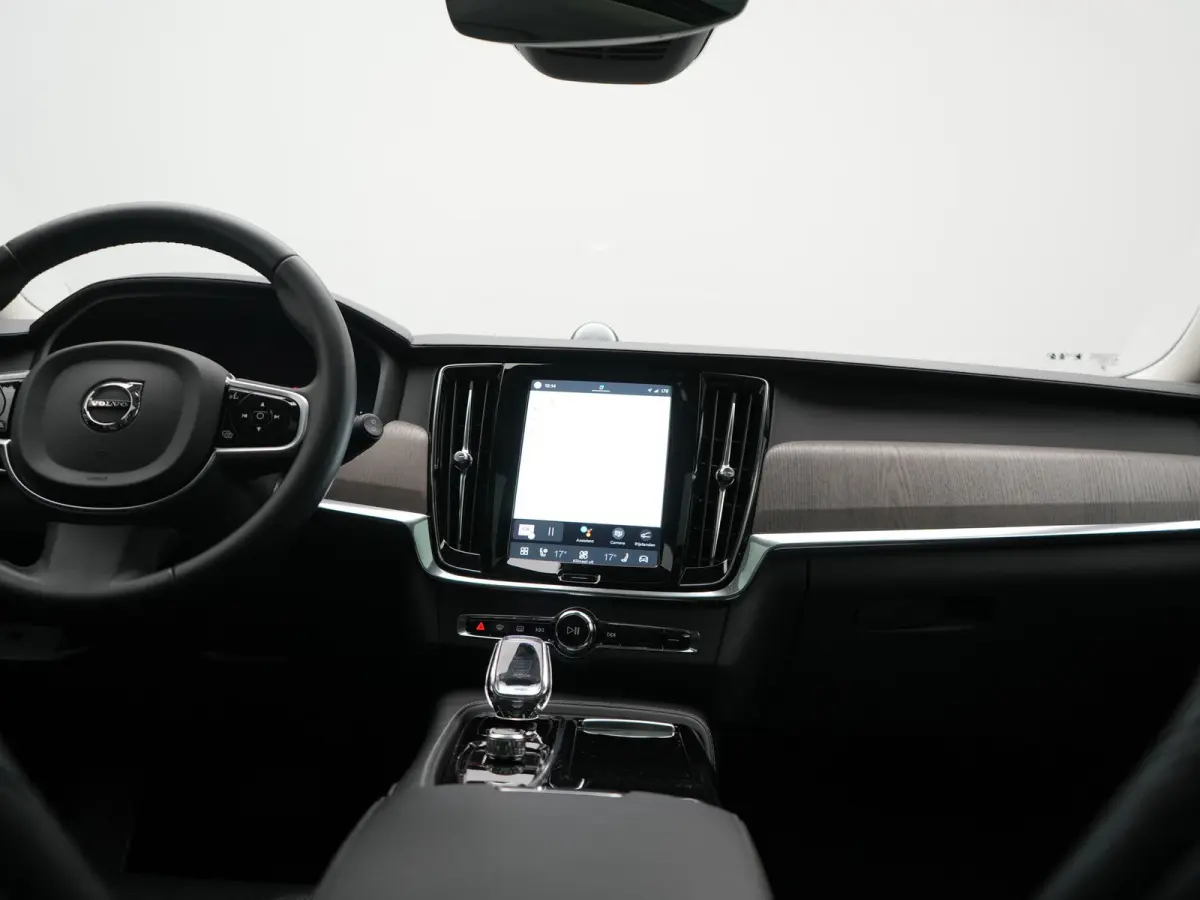 T8 AWD Ultimate Bright LONG RANGE PHEV 350pk | Trekhaak Af Fabriek | Panodak | Adaptive Cruise | 360 Camera | Head Up | Lederen Sportstoelen Memory & Massage & Ventilatie | Bowers & Wilkins 