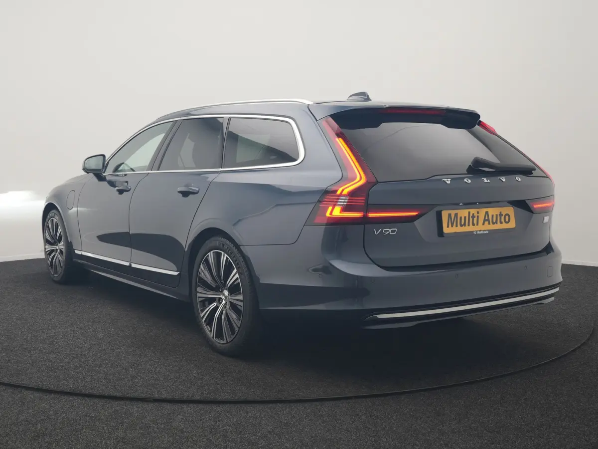 T8 AWD Ultimate Bright LONG RANGE PHEV 350pk | Trekhaak Af Fabriek | Panodak | Adaptive Cruise | 360 Camera | Head Up | Lederen Sportstoelen Memory & Massage & Ventilatie | Bowers & Wilkins 