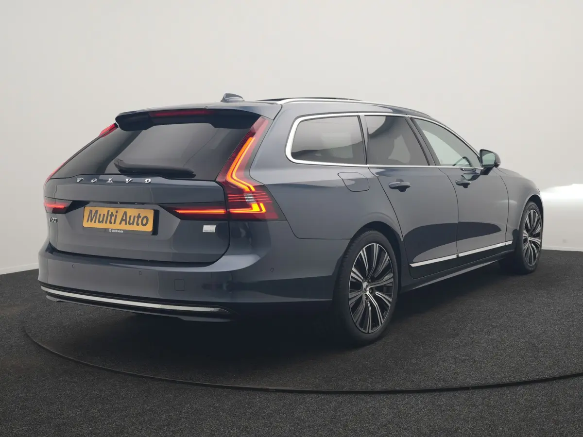 T8 AWD Ultimate Bright LONG RANGE PHEV 350pk | Trekhaak Af Fabriek | Panodak | Adaptive Cruise | 360 Camera | Head Up | Lederen Sportstoelen Memory & Massage & Ventilatie | Bowers & Wilkins 