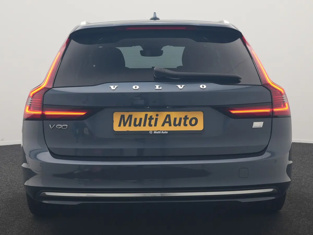 T8 AWD Ultimate Bright LONG RANGE PHEV 350pk | Trekhaak Af Fabriek | Panodak | Adaptive Cruise | 360 Camera | Head Up | Lederen Sportstoelen Memory & Massage & Ventilatie | Bowers & Wilkins 