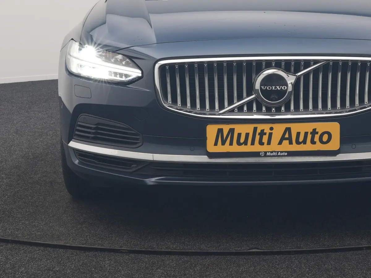 T8 AWD Ultimate Bright LONG RANGE PHEV 350pk | Trekhaak Af Fabriek | Panodak | Adaptive Cruise | 360 Camera | Head Up | Lederen Sportstoelen Memory & Massage & Ventilatie | Bowers & Wilkins 