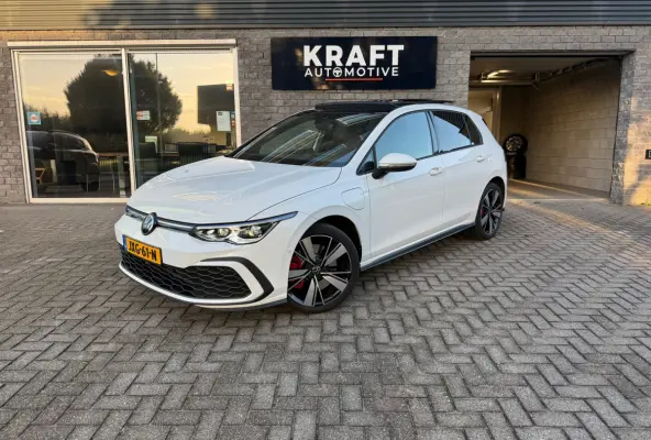 1.4 eHybrid GTE | PANO | Head-up | IQ Light | Ambient | Adap. Cruise | 18 Inch |