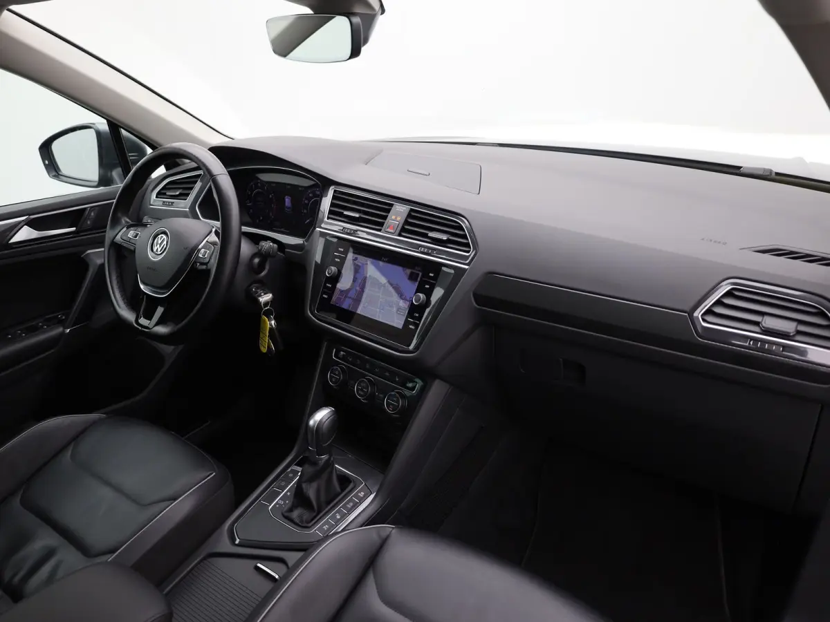 1.4 TSI ACT 150Pk DSG R-Line | Pano | Leder | Memory Seat | Trekhaak wegkl. | 360 Camera | Prijs Rijklaar!!