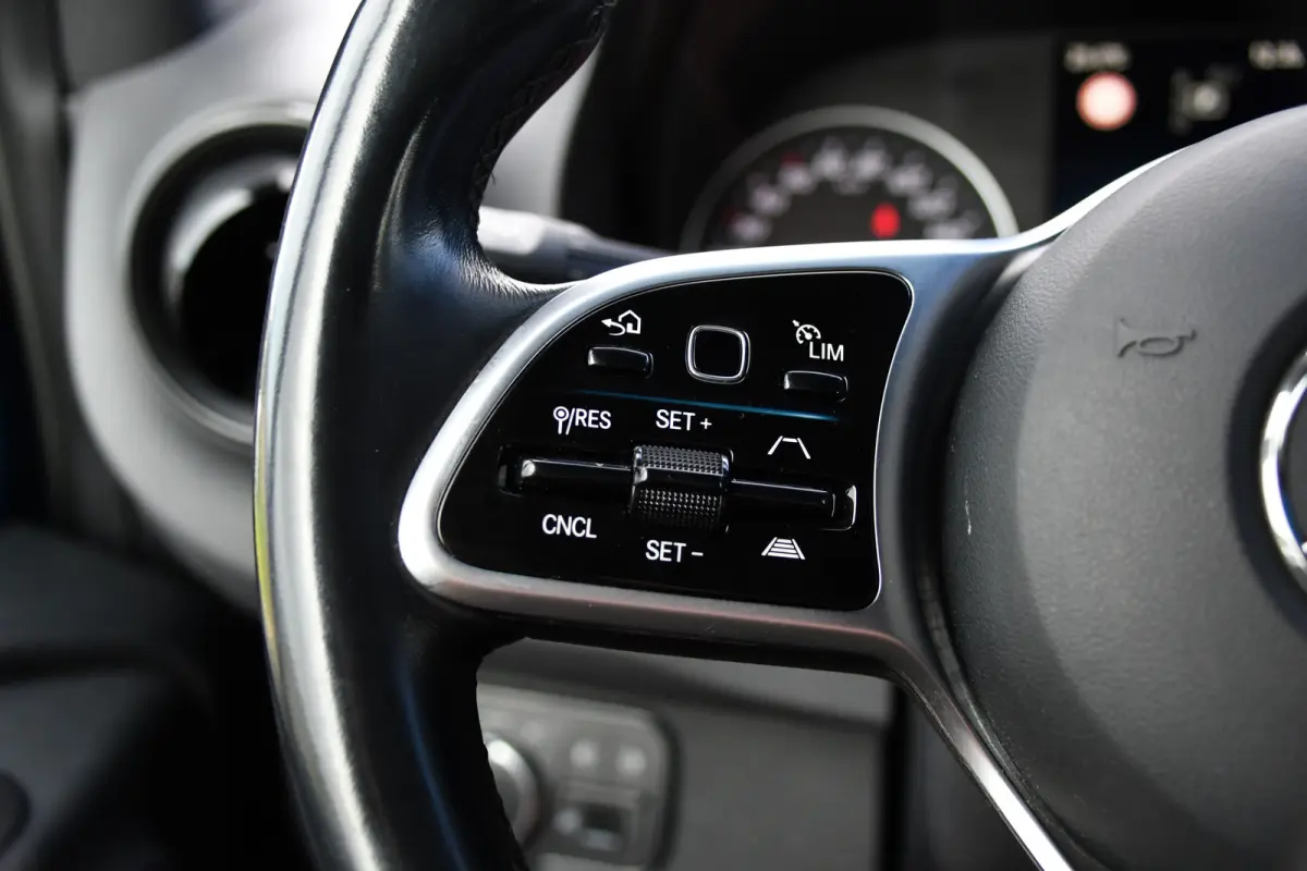 317 1.9 CDI L2H2 RWD AMG Edition Adaptieve Cruise, 360 Camera, Carplay, 2 x Schuifdeur, LED, Automaat, 170pk 3500kg Trekhaak, Uniek!