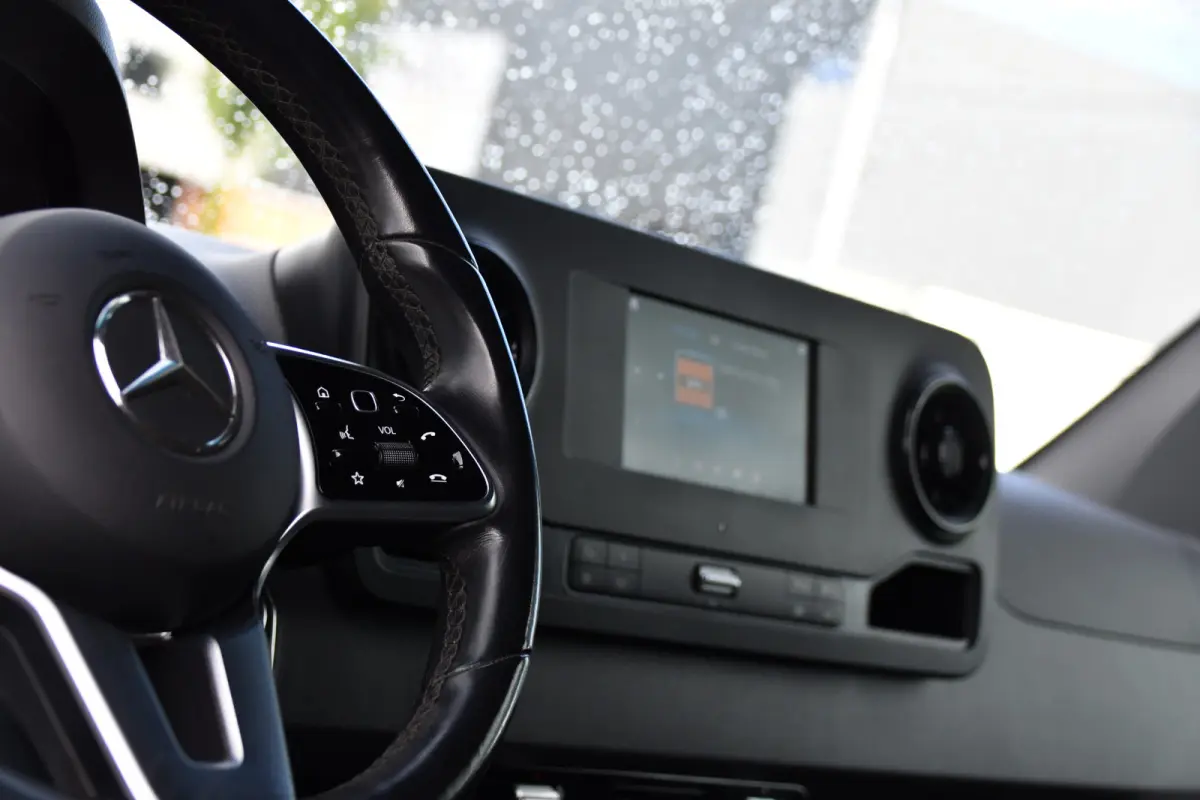 317 1.9 CDI L2H2 RWD AMG Edition Adaptieve Cruise, 360 Camera, Carplay, 2 x Schuifdeur, LED, Automaat, 170pk 3500kg Trekhaak, Uniek!