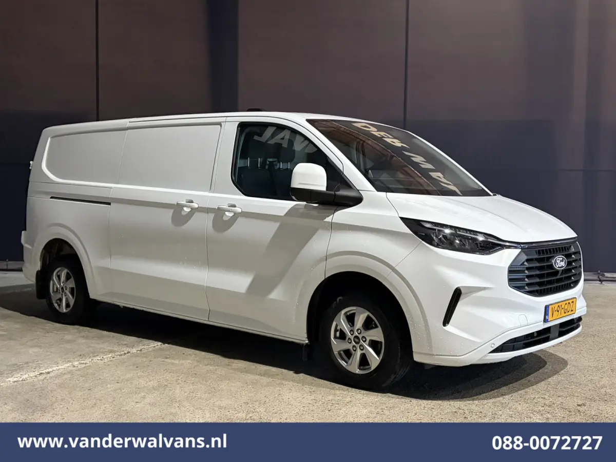2.0 TDCI 136pk L2H1 Euro6 Airco | Camera | LED | Apple Carplay | Cruisecontrol | 2500kg Trekhaak LM Velgen, Android Auto, Verwarmde voorruit, Stoelverwarming, Parkeersensoren, Bijrijdersbank