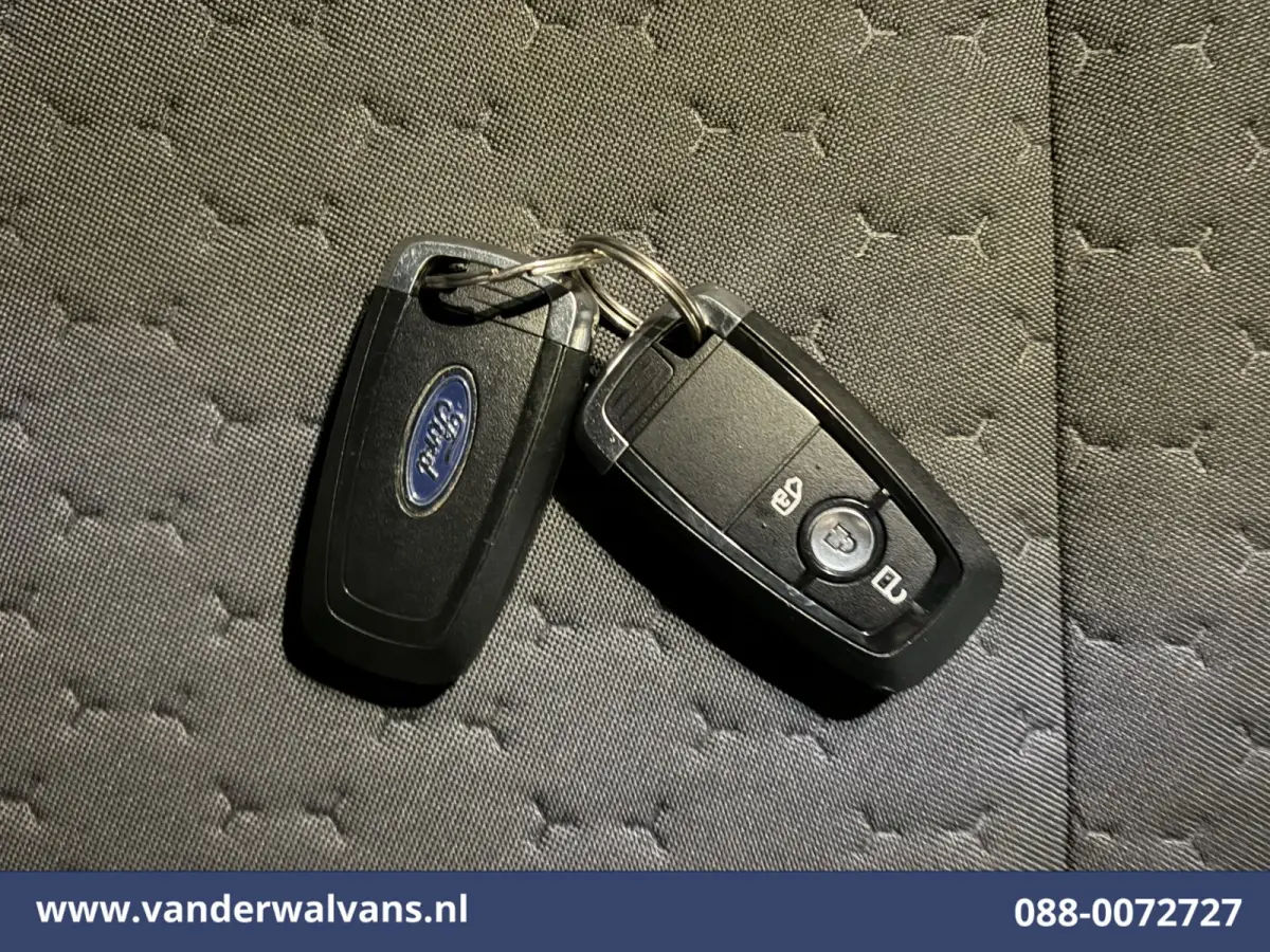 2.0 TDCI 136pk L2H1 Euro6 Airco | Camera | LED | Apple Carplay | Cruisecontrol | 2500kg Trekhaak LM Velgen, Android Auto, Verwarmde voorruit, Stoelverwarming, Parkeersensoren, Bijrijdersbank