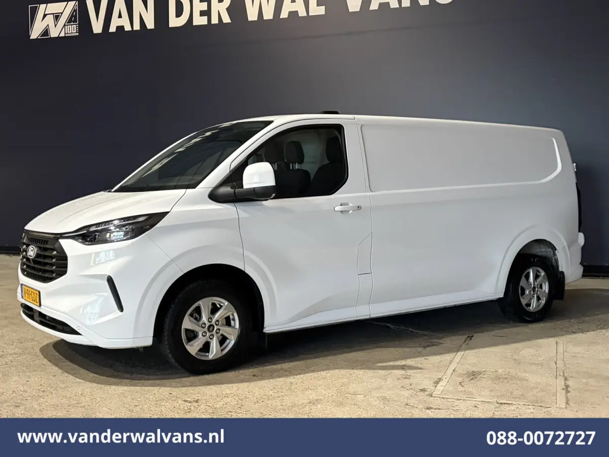 2.0 TDCI 136pk L2H1 Euro6 Airco | Camera | LED | Apple Carplay | Cruisecontrol | 2500kg Trekhaak LM Velgen, Android Auto, Verwarmde voorruit, Stoelverwarming, Parkeersensoren, Bijrijdersbank