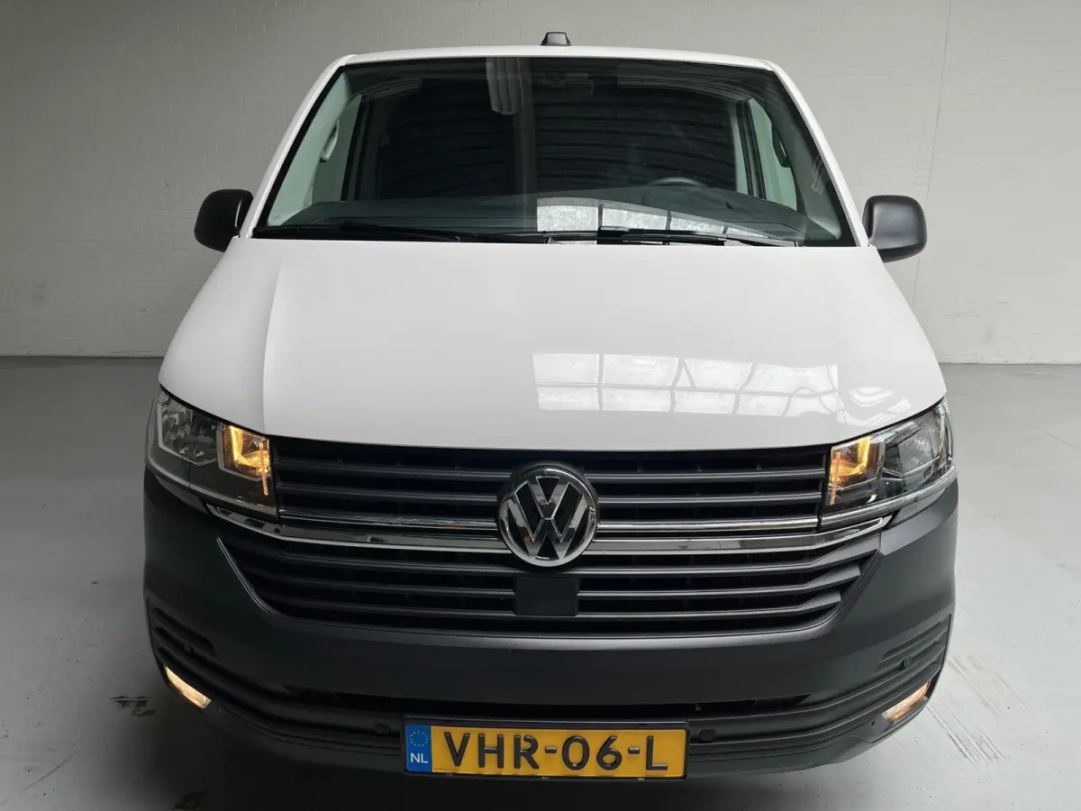 Automaat DSG Servicewagen 2.0 TDI 150pk L2H1 3Persoons Sortimo Inrichting, Airco, Navigatie, RIJKLAARPRIJS!