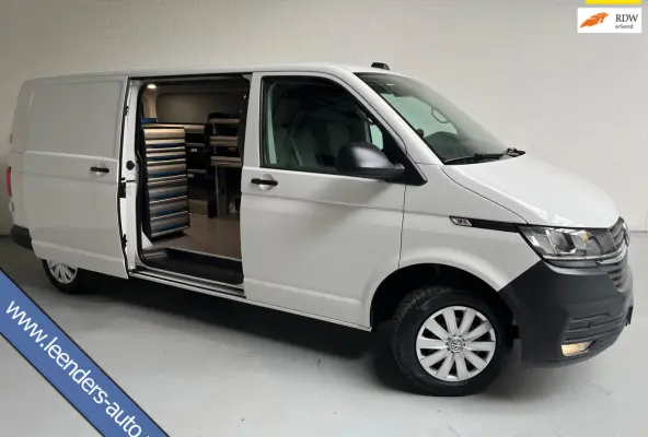 Automaat DSG Servicewagen 2.0 TDI 150pk L2H1 3Persoons Sortimo Inrichting, Airco, Navigatie, RIJKLAARPRIJS!